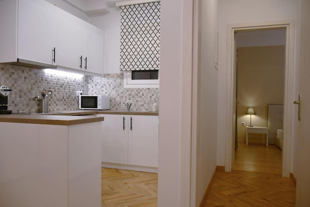 Flat Near Acropolis Hill Apartment Athena Bagian luar foto