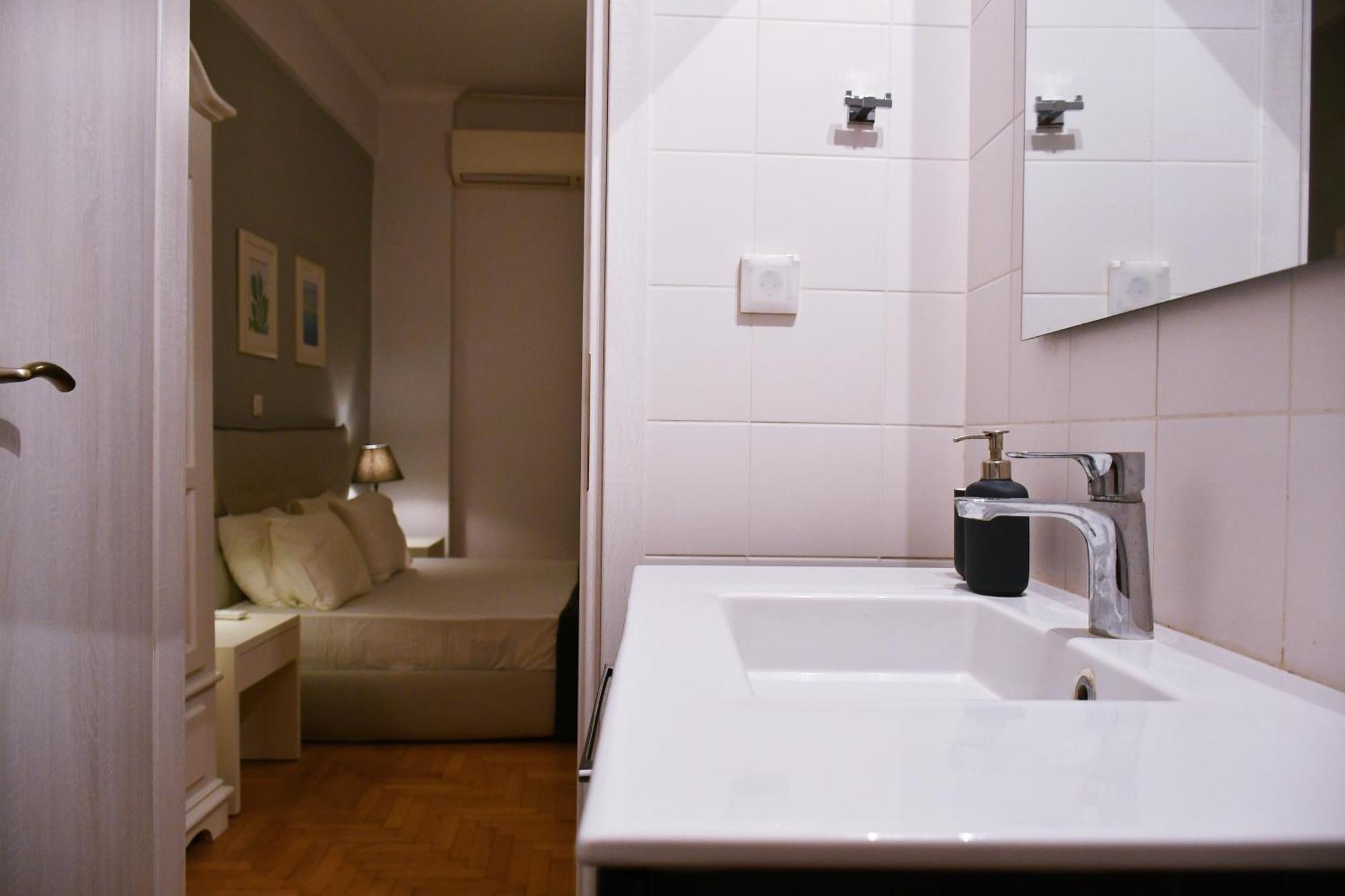 Flat Near Acropolis Hill Apartment Athena Bagian luar foto
